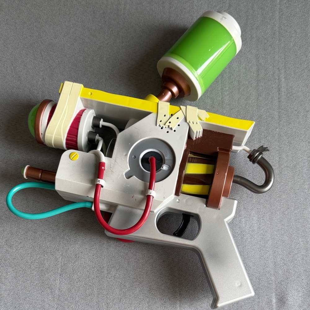 2018 Rick and Morty Prototype Portal Gun